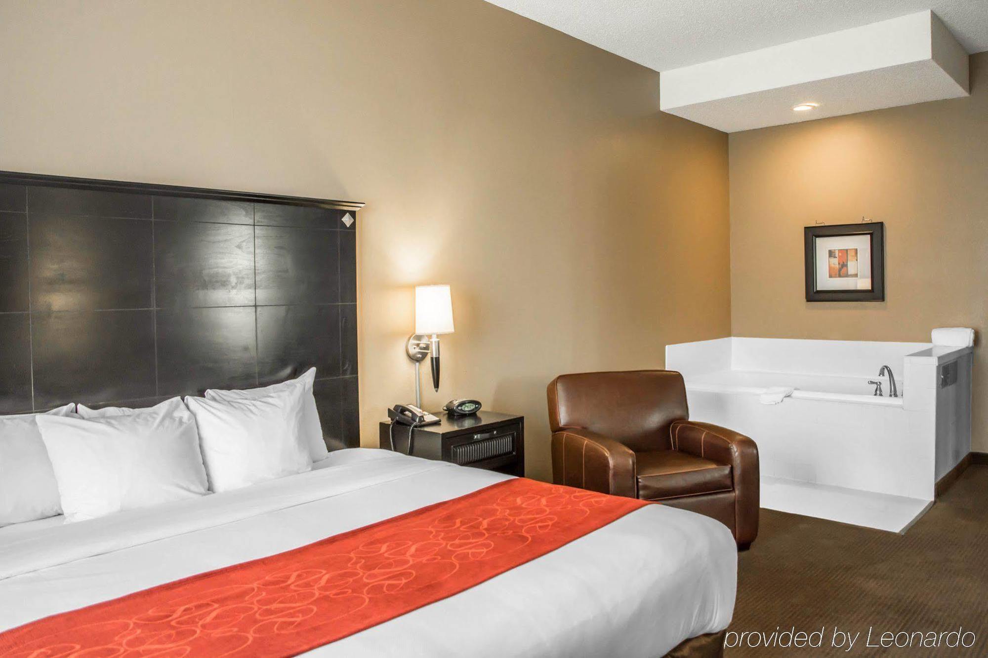 คอมฟอร์ต สวีท นิวพอร์ต - ซินซิแนตติ ริเวอร์ฟรอนต์ Hotel ภายนอก รูปภาพ